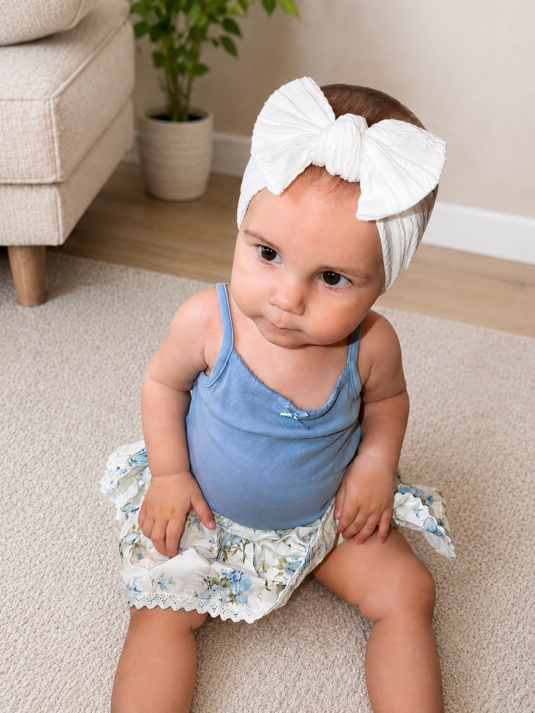 Pearl White Sweetheart Bow Headband